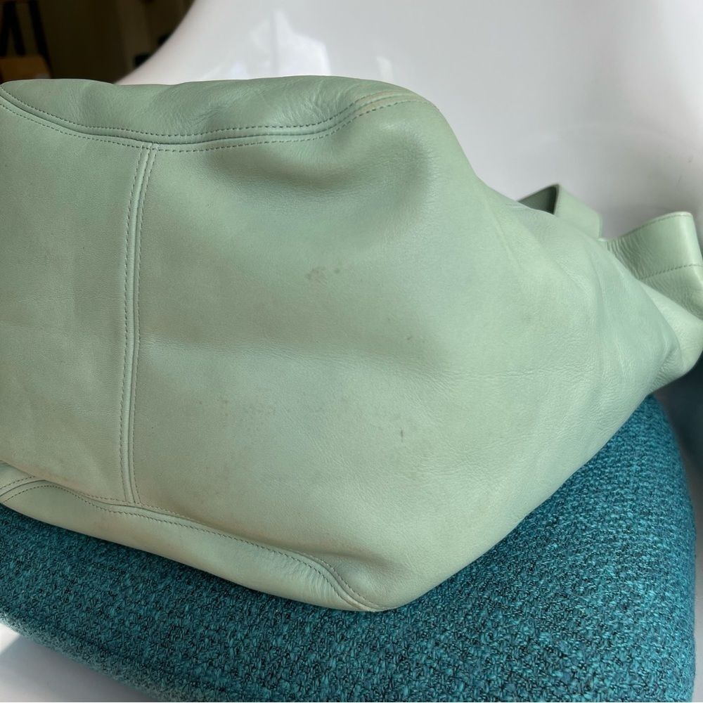 COACH Vintage XL Soho Duffle Tote Shoulder Bag 4082 Aqua Glovetanned Leather USA - Picture 6 of 16